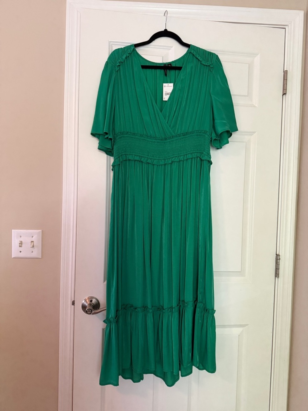 Versona Green V-Neck Maxi Dress